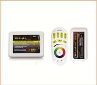Комплект для беспроводного управления RGB Светодиодной лентой с Помощью ДУ пульта и Телефона на системе IOS,Adnroid